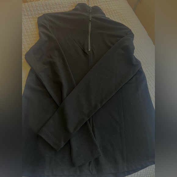 Cabi black turtleneck - Picture 3 of 4